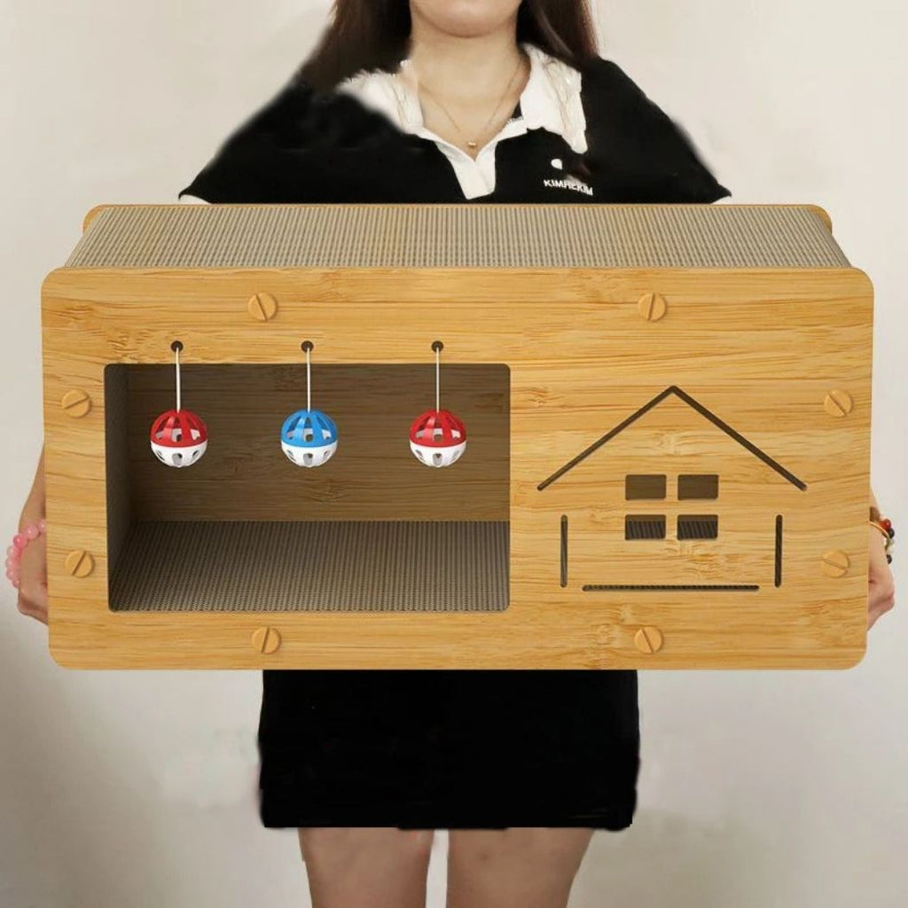 Griffoir pour chat maison