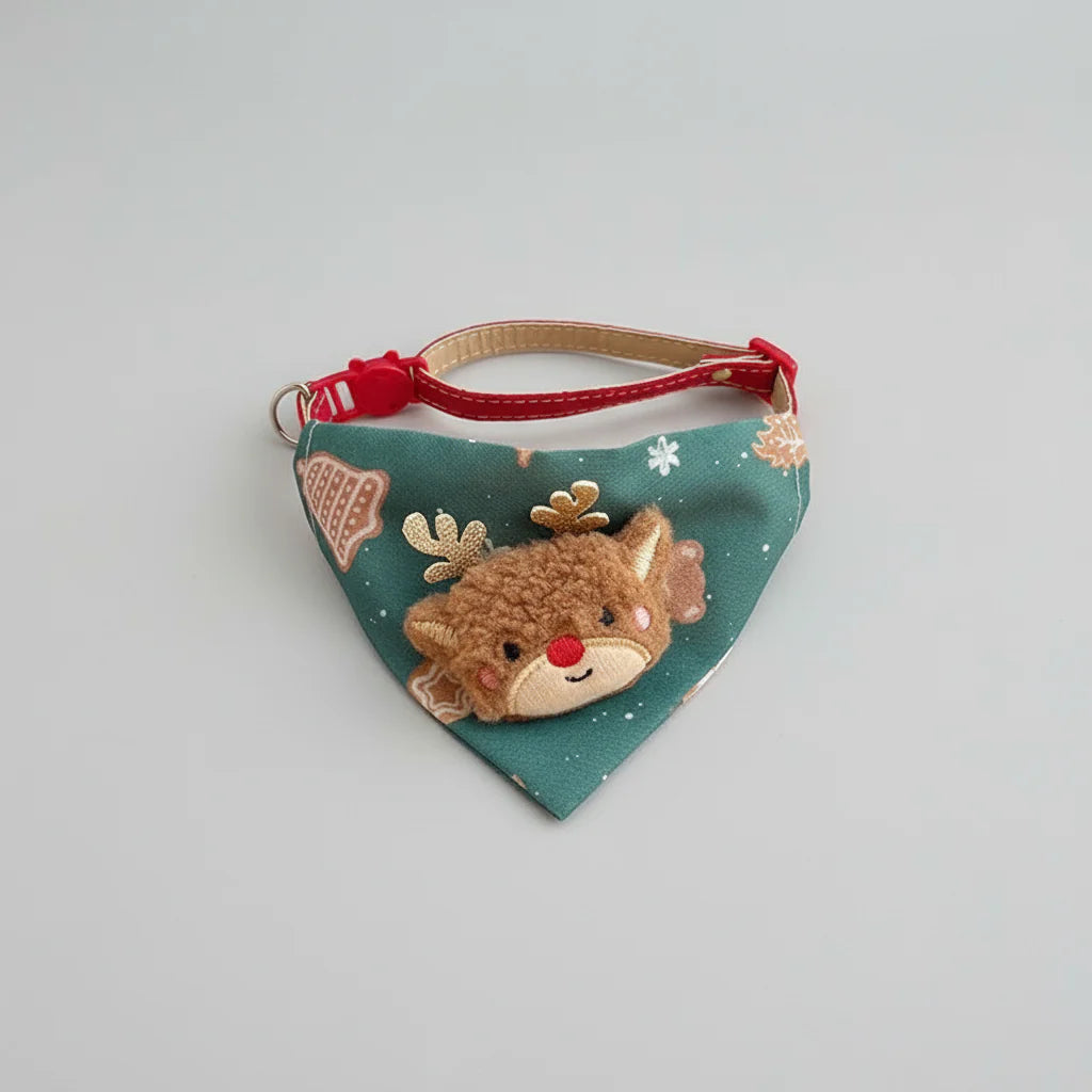 Bandana Noël pour chat et chien avec motif de renne en peluche et décoration festive