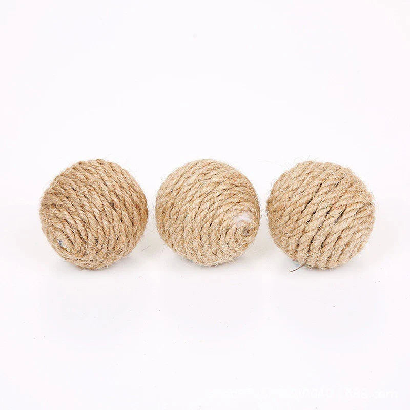 Boule A Gratter En Sisal Avec Clochette Pour Chat