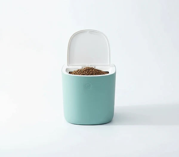 Boîte à croquettes hermétique Oscar et Plume : conteneur design et pratique pour chien