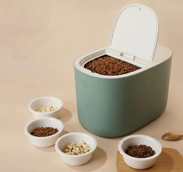 Boîte à croquettes hermétique Oscar et Plume : conteneur design et pratique pour chien