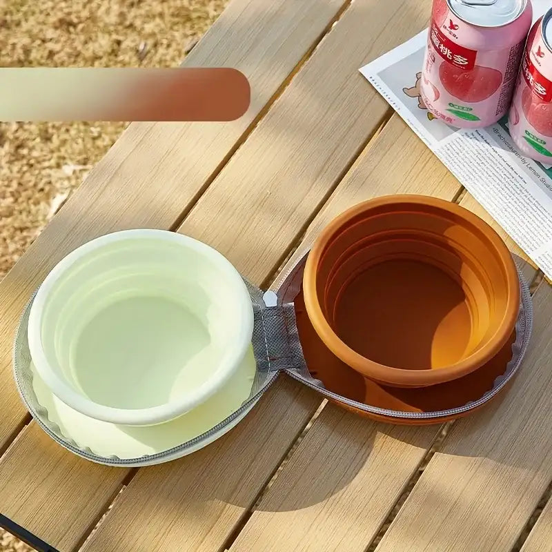 Bol pliable silicone pour chien et chat en deux couleurs, idéal pour les promenades et les voyages