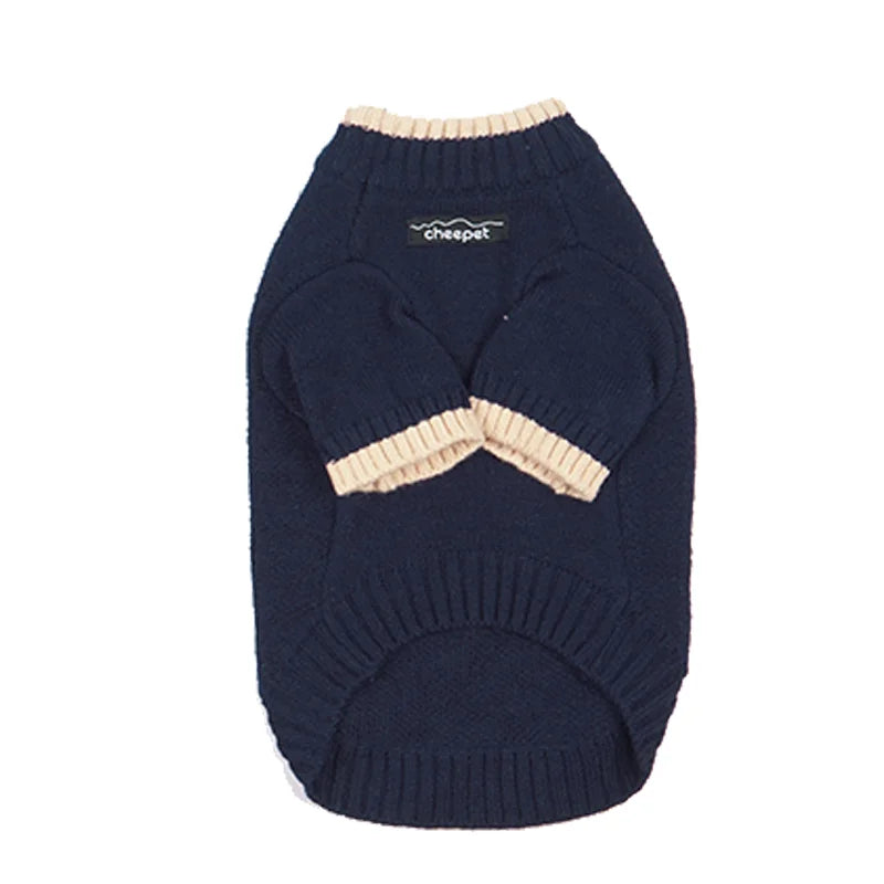 Pull chaud pour teckel en bleu marine avec des manches côtelées pour un look moderne