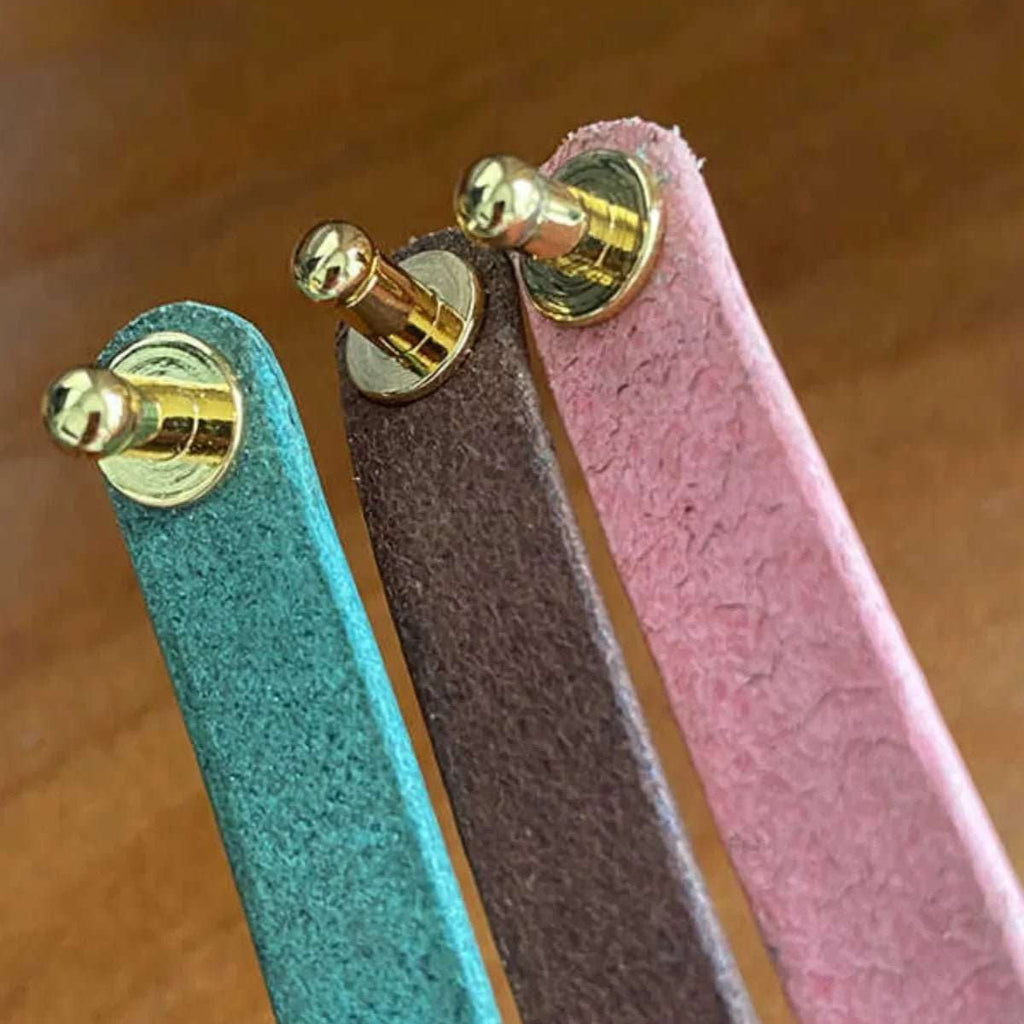 Collier en cuir noir avec clochette pour chat Oscar et Plume – réglable et sûr