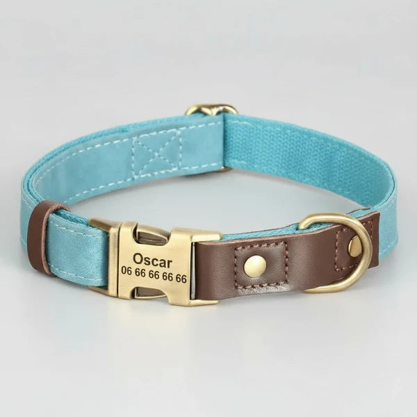 collier chien personnalisable bleu turquoise en toile avec bouclerie laiton et détails cuir brun gravé Daisy