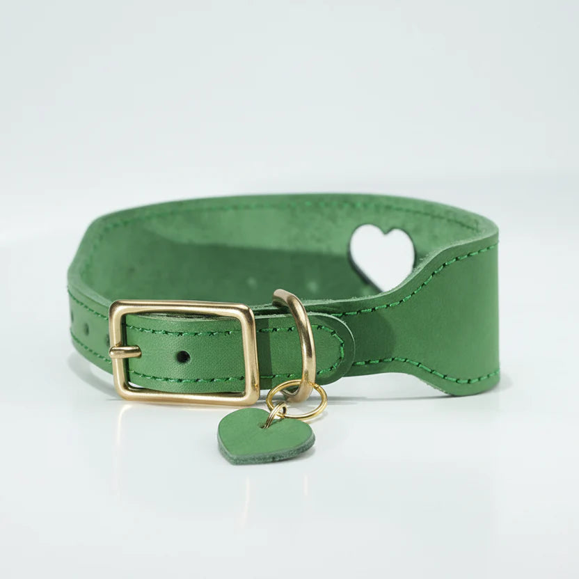 Collier Cuir En Forme De Coeur Pour Lévrier Et Whippet
