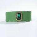 Collier de luxe pour chien en cuir vert avec un élégant bijou en pierre précieuse