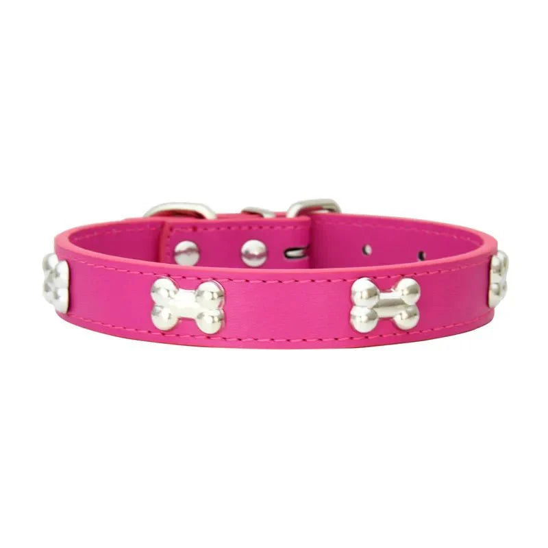 Collier os pour chien en cuir rose avec décorations en forme d'os métalliques par Oscar et Plume