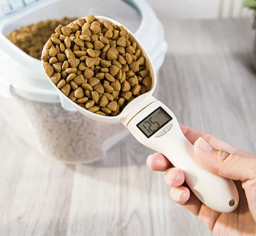 Balance cuillère doseuse pour croquettes chien et chat
