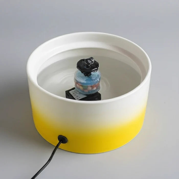 Fontaine à eau pour chat en céramique design : hydratation saine au quotidien