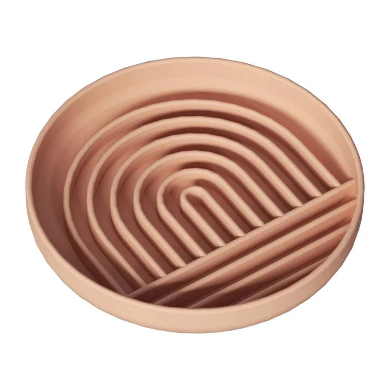 Gamelle anti glouton chien de couleur beige avec design labyrinthique pour ralentir la prise de repas