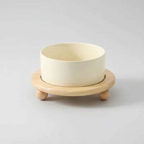 Gamelle céramique chat beige avec support en bois naturel et pieds ronds Oscar et Plume