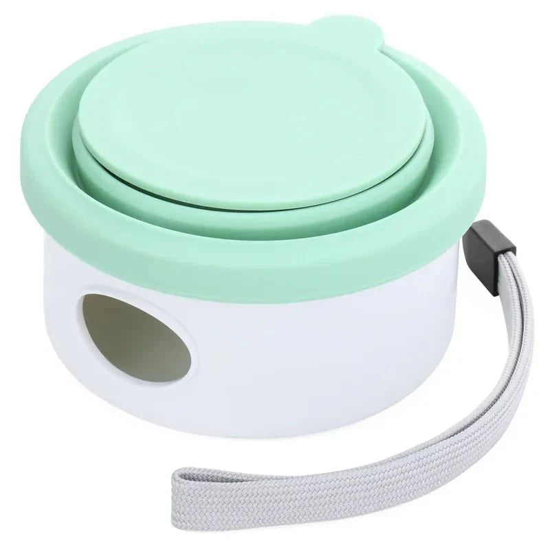 Gamelle de voyage petit chien pliable en silicone vert menthe avec poignée grise Oscar et Plume