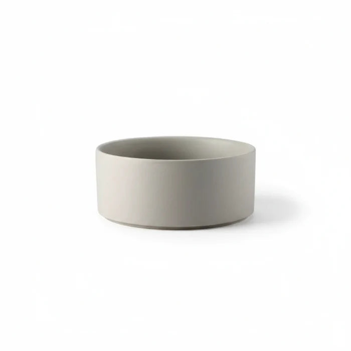 Gamelle design chien en céramique blanche simple et épurée signée Oscar et Plume