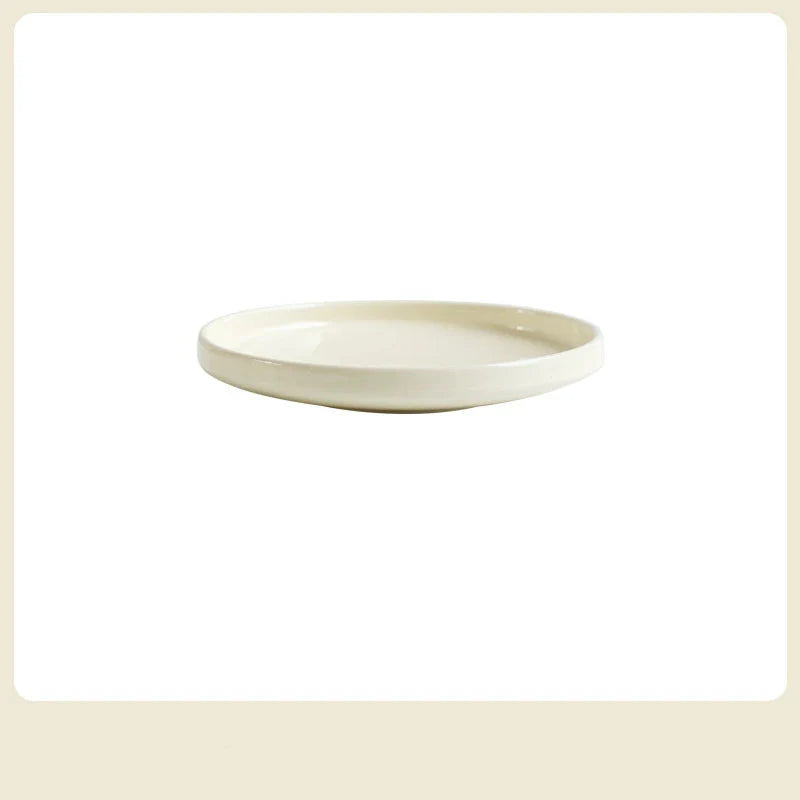 Gamelle surélevée en céramique pour chat au design élégant et moderne, idéale pour le confort de votre animal.