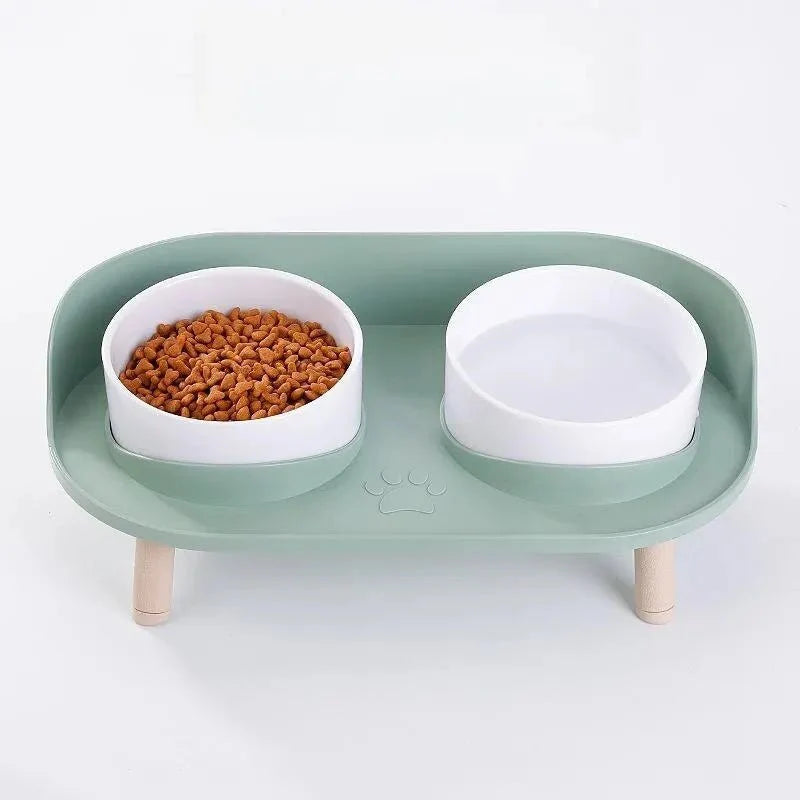 Gamelles design pour chien en vert avec deux bols pour nourriture et eau, surélevées pour un confort optimal