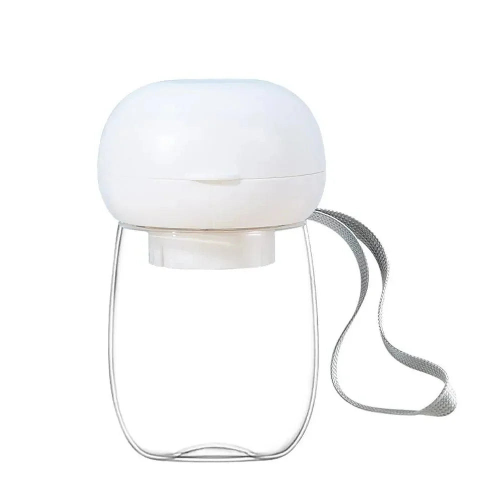 Gourde portable pour chien blanche avec sangle grise pratique pour les promenades