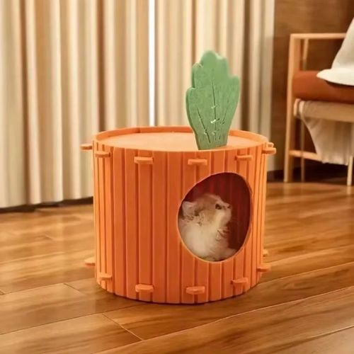 Griffoir pour chat carotte