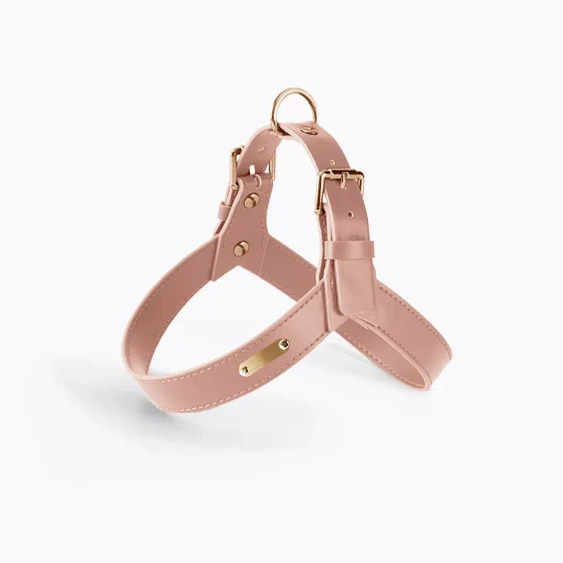 Harnais chien simili cuir rose avec boucles dorées pour le confort de votre animal
