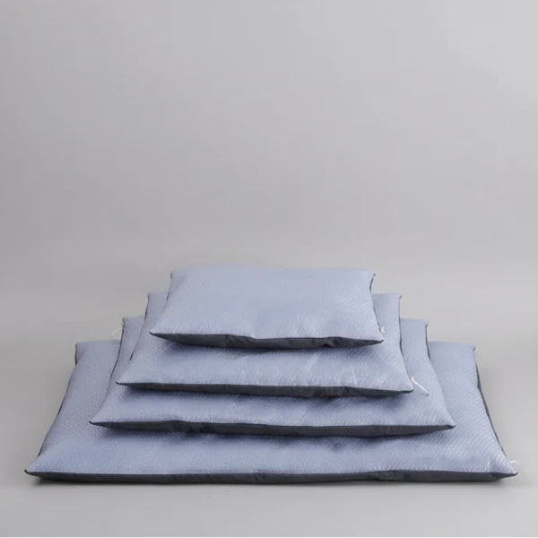 Coussin rafraichissant déhoussable pour chien Oscar et Plume S