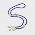 Laisse mains libres pour chien bleu avec attaches en cuir et clips métalliques robustes