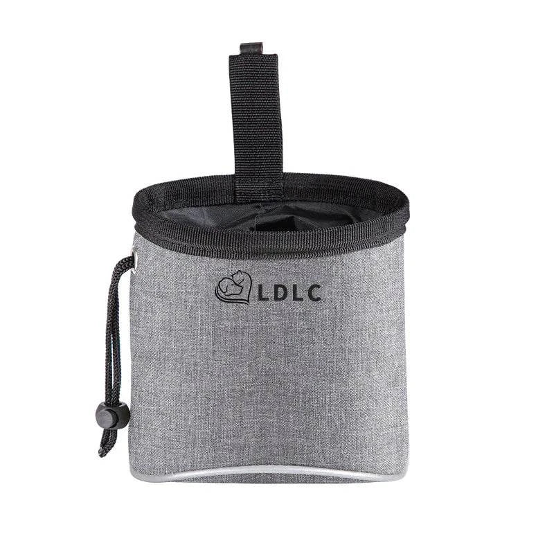 Sac friandises pour chien gris avec cordon de serrage et boucle de fixation pratique