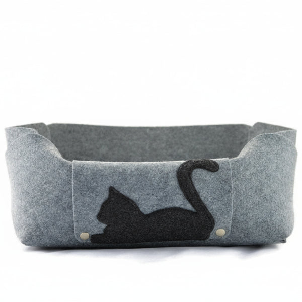 Lit douillet pour chat en feutre gris avec silhouette de chat sur le côté