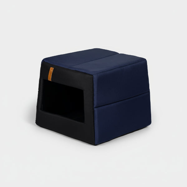 Maison design chien chat Oscar et Plume niche carrée bleu marine et noire pour animaux