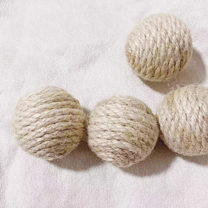 Boule A Gratter En Sisal Avec Clochette Pour Chat