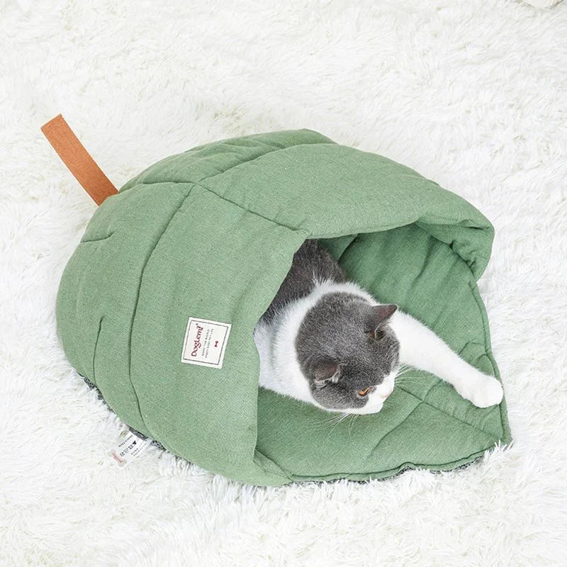 Sac de couchage pour chat chaud et douillet – nid hivernal confortable
