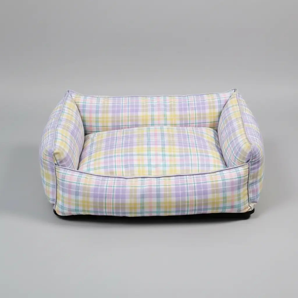 Panier pour chien et chat Oscar et Plume en tissu à carreaux pastel confortable et stylé