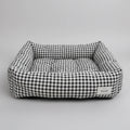 Panier vichy pour chien et chat en noir et blanc, confortable et stylé pour vos animaux de compagnie