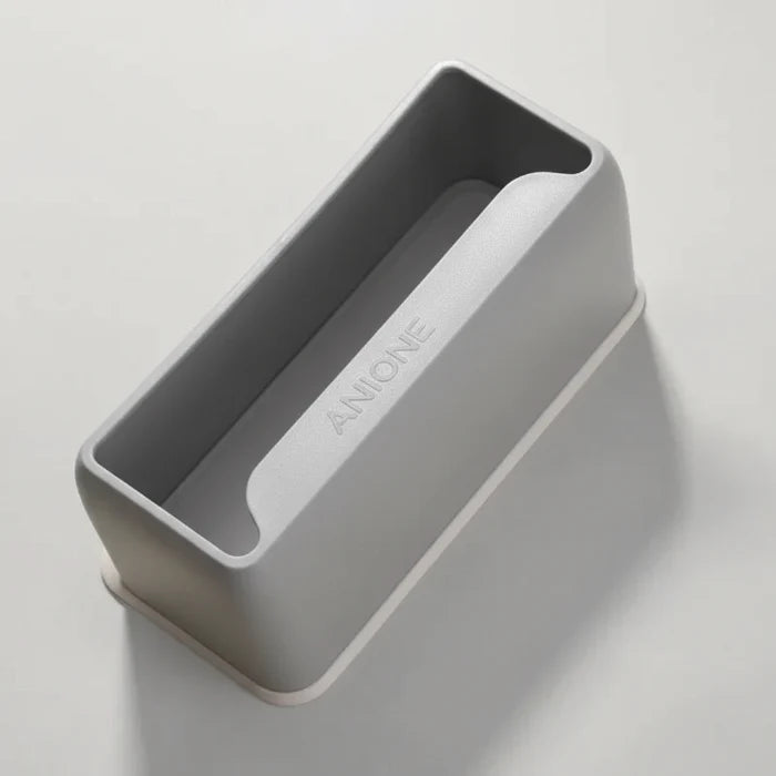 Pelle à litière design grise de marque Oscar et Plume avec forme ergonomique moderne