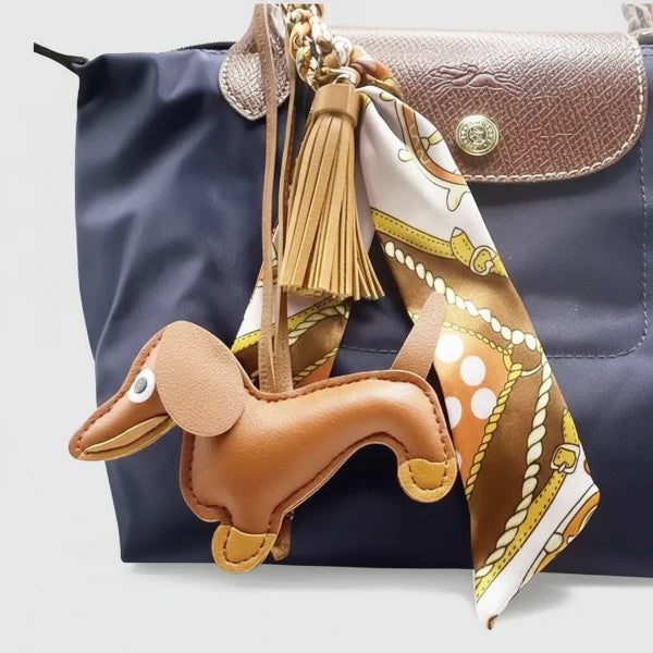 Porte-Clés Chien Teckel Avec Foulard Et Pompon