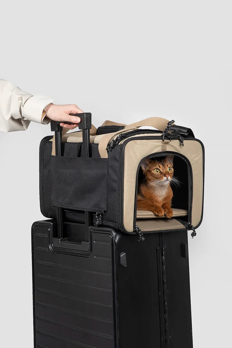 Sac de voyage Oscar et Plume pour chien & chat : nylon léger, sécurité et confort