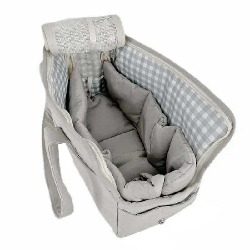 Sac voyage pour petit chien gris avec intérieur matelassé à motifs carreaux Oscar et Plume