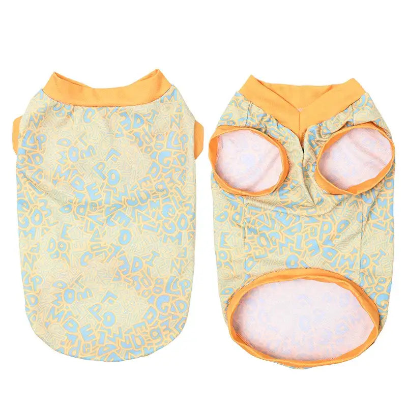 T-shirt rafraîchissant pour chien en jaune avec motifs colorés, idéal pour les journées chaudes