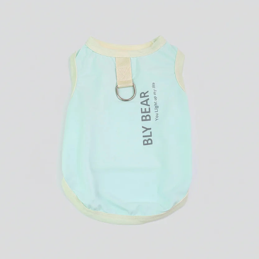 T-shirt rafraîchissant pour chien bleu clair avec attache et inscription moderne pour un style amusant