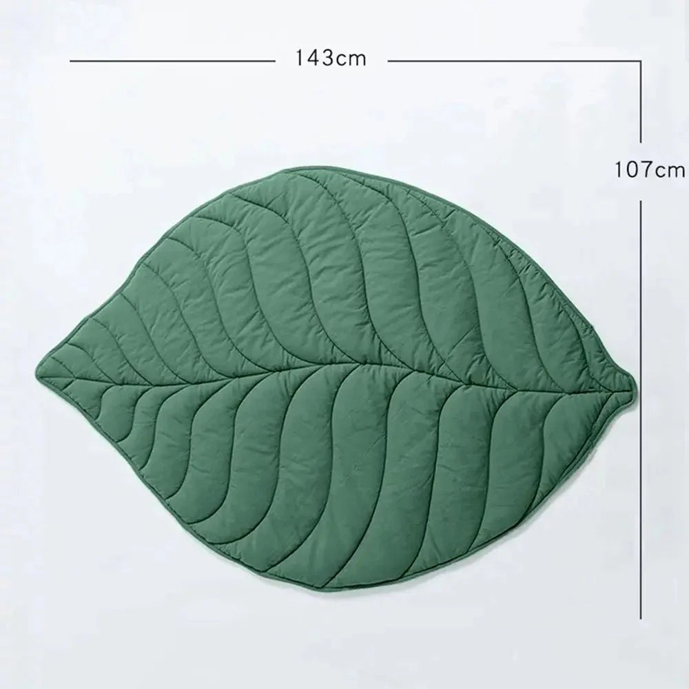 Tapis chat et chien vert forme feuille matelassé 143x107 cm pour animaux confort Oscar et Plume