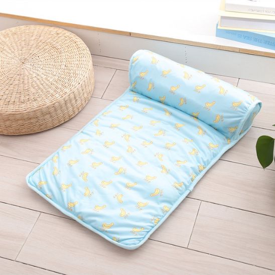 tapis-rafraichissant-pour-chat-bleu-frais