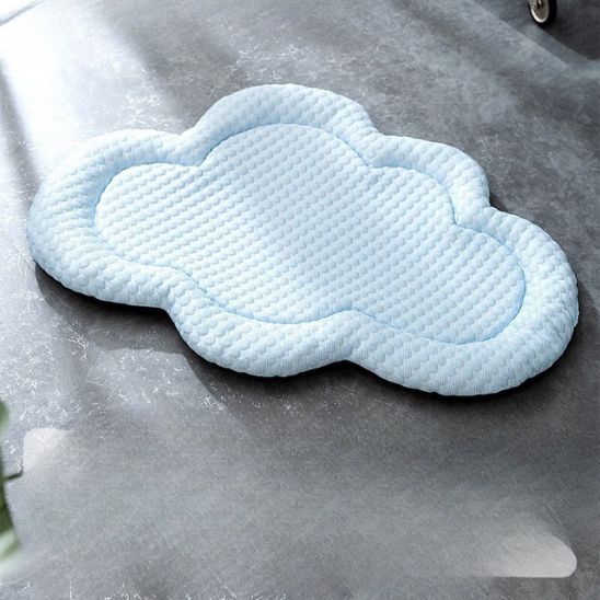 Tapis refrigerant chat nuage bleu