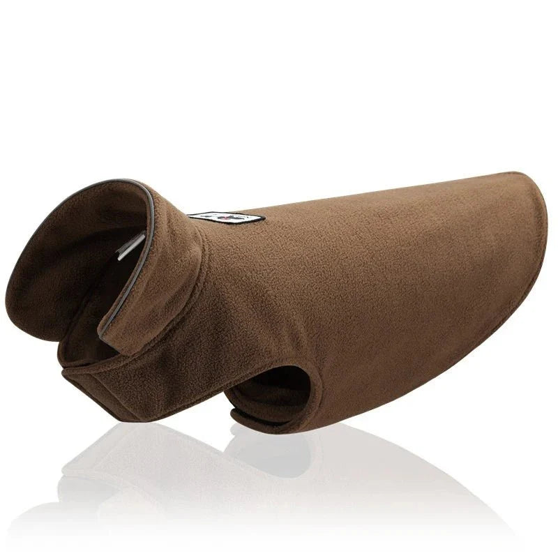 Veste polaire pour chien marron douce et chaude signée Oscar et Plume pour garder votre animal au chaud